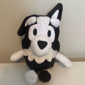 Mackenzie Bluey plushie